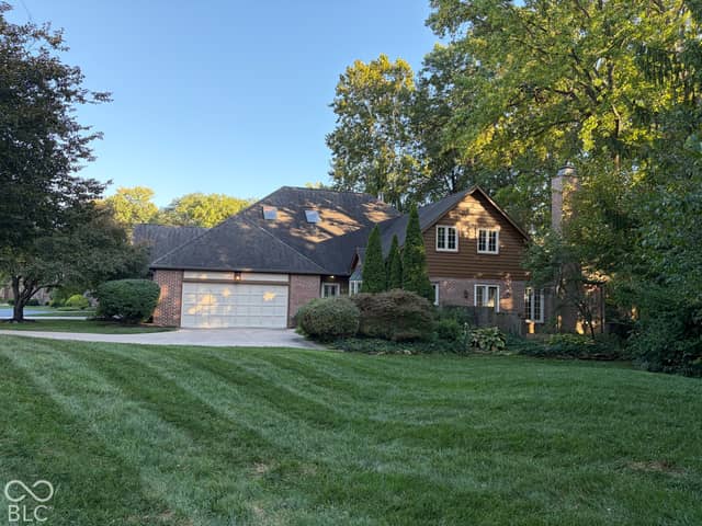 2065 Oldfields Circle South Drive, Indianapolis, IN 46228, photo 4 of 24