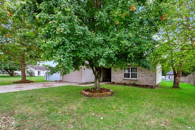 4016 Dogwood Lane, Franklin, IN 46131, photo 4 of 53