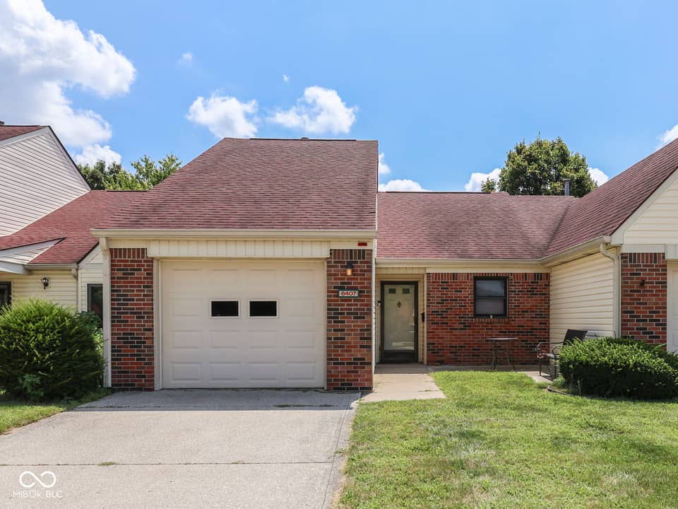 6407 Friendship Circle #15, Indianapolis