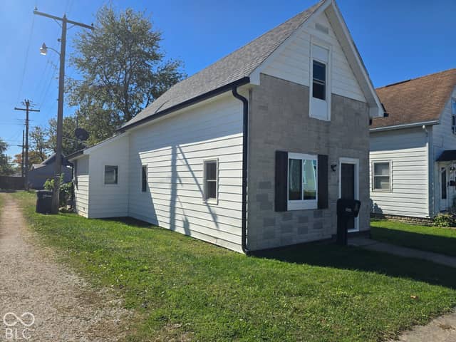 1609 N D Street, Elwood, IN 46036, photo 3 of 15