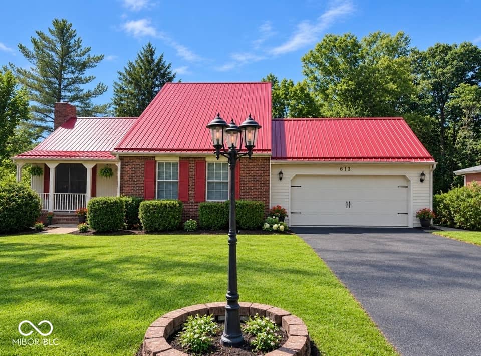 613 N Shady Lane, North Vernon, IN 47265, photo 1 of 9