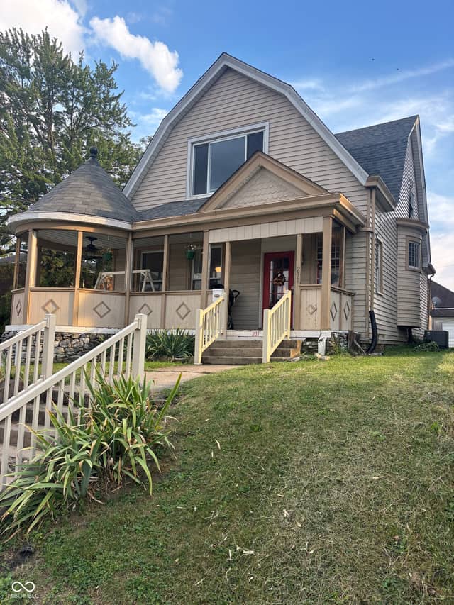 231 E Washington Street, Greensburg, IN 47240, photo 2 of 22
