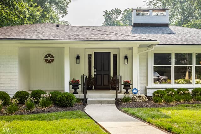 8135 Sycamore Road, Indianapolis, IN 46240, photo 3 of 75