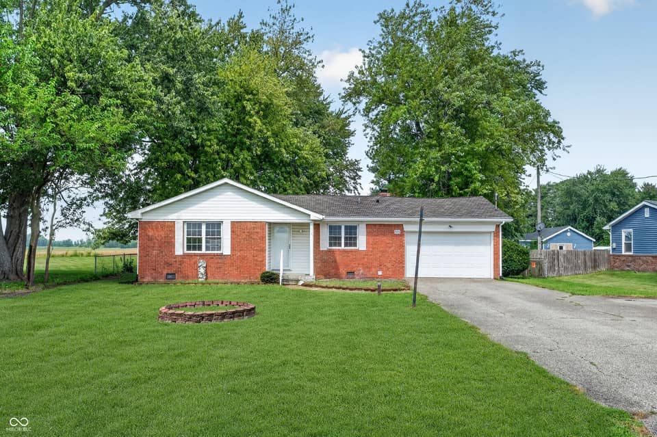2656 E County Road 900 N, Pittsboro