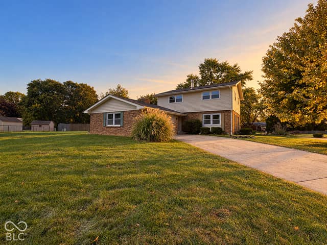 980 Wood Creek Place, Greenwood, IN 46142, photo 2 of 34