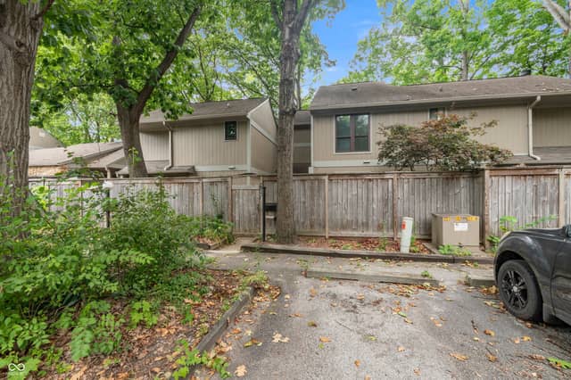4206 Woodsage Trace, Indianapolis, IN 46237, photo 3 of 32