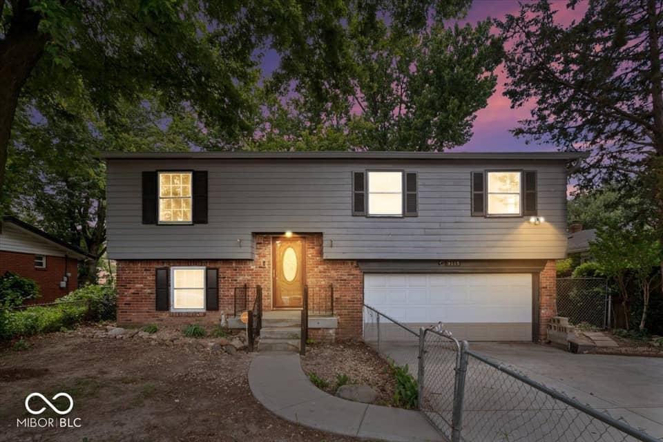 9115 E Washington Street, Indianapolis