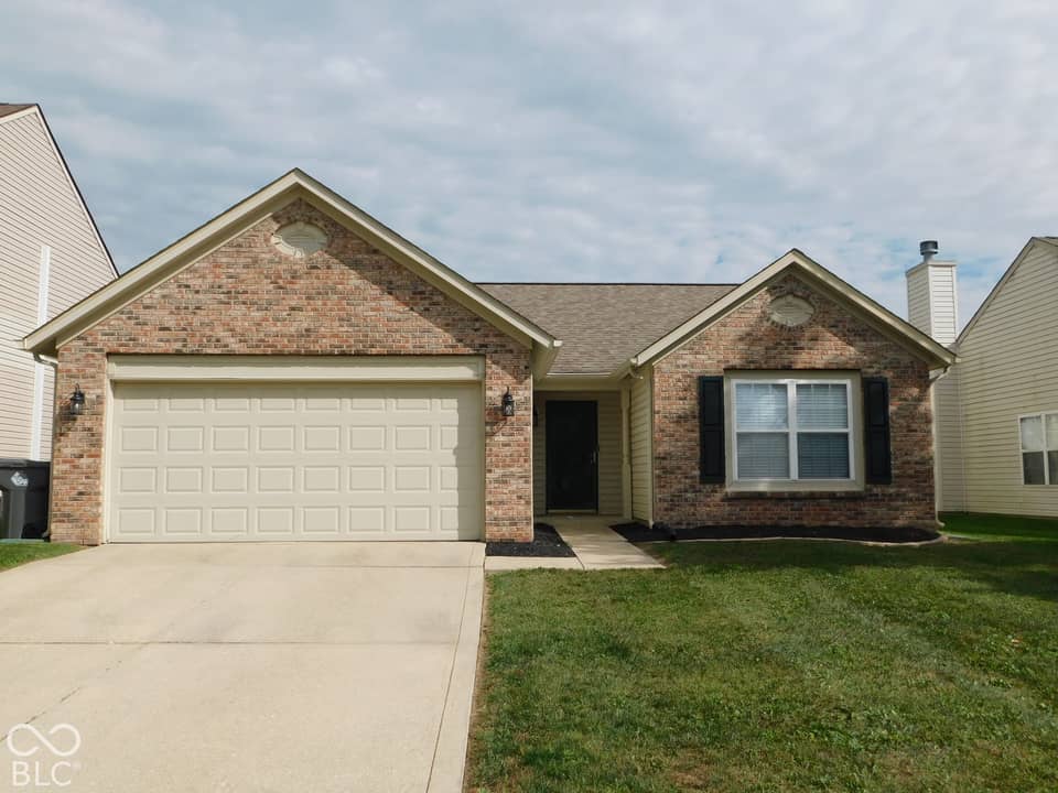 2329 Bremhaven Court, Indianapolis, IN 46229, photo 1 of 32
