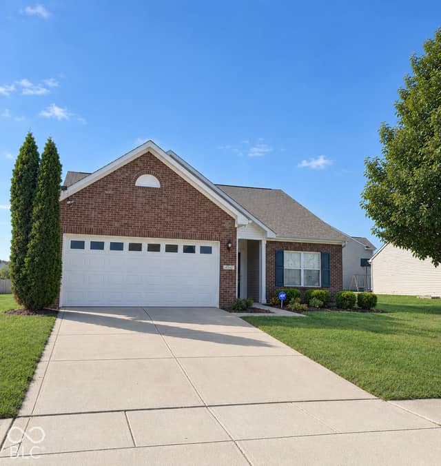 4348 Big Leaf Lane, Indianapolis, IN 46239, photo 2 of 17
