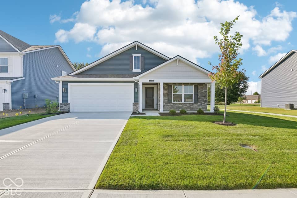 1271 Phillips Drive, Greenfield