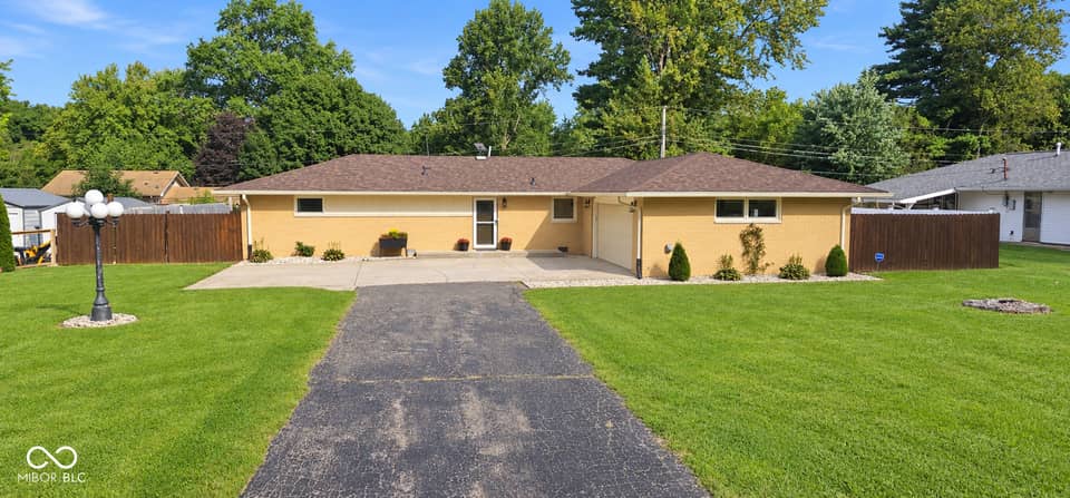 9940 W Sunset Lane, Elwood