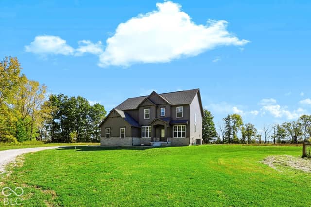 1385 S County Road 1100 E, Zionsville, IN 46077, photo 3 of 90
