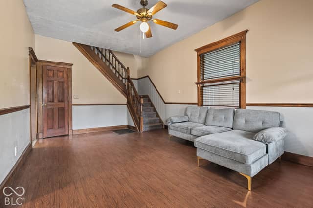 5857 E Dewey Avenue, Indianapolis, IN 46219, photo 5 of 37