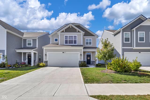 5146 Triple Crown Way, Indianapolis, IN 46237, photo 2 of 45