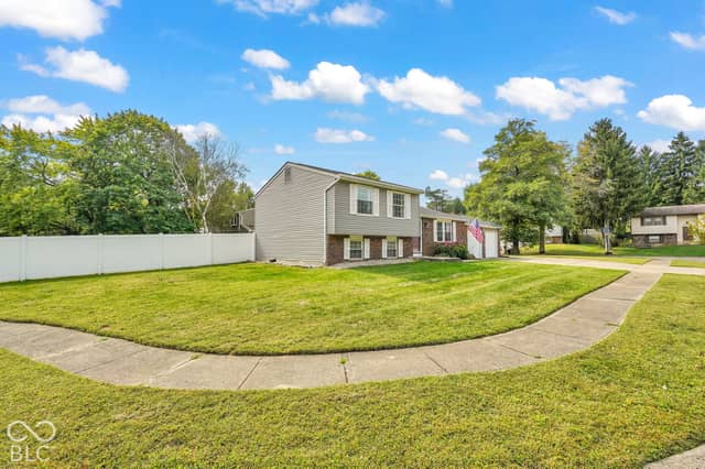 3421 Bren Lee Court, Indianapolis, IN 46227, photo 5 of 35