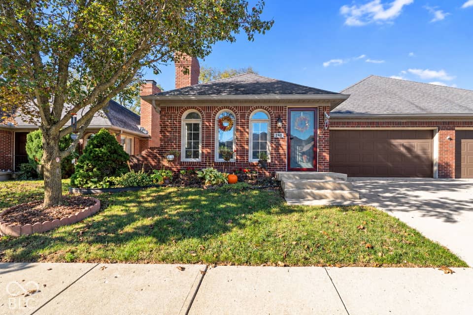 240 Andrews Boulevard, Plainfield, IN 46168, photo 1 of 33