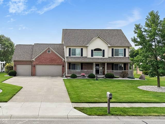 4009 S Loganberry Court, New Palestine, IN 46163, photo 3 of 68