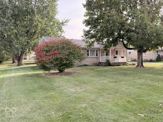 315 E Willard Avenue, Rushville, IN 46173, photo 3 of 17