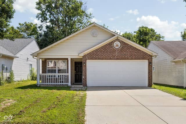 8203 Lake Tree Lane, Indianapolis, IN 46217, photo 2 of 18