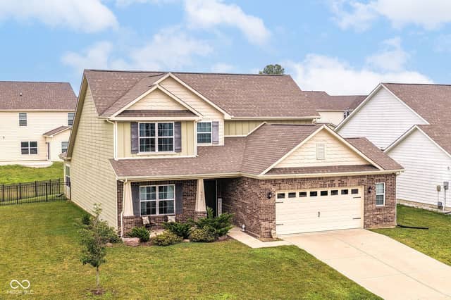 9697 Pica Drive, Fishers, IN 46040, photo 3 of 39