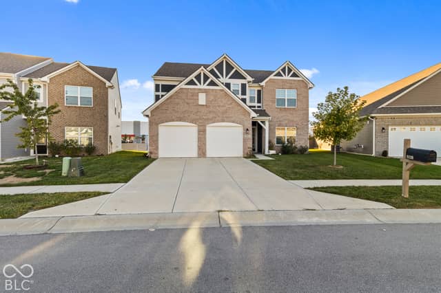 5118 Bramwell Lane, Whitestown, IN 46075, photo 2 of 60