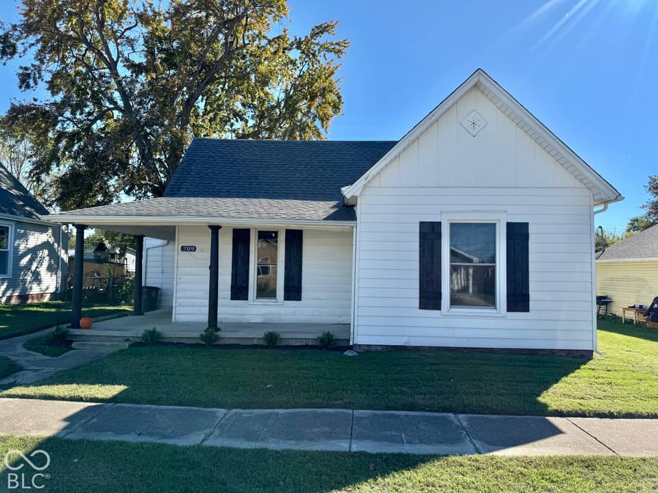 709 W Laurel, Seymour, IN 47274, photo 1 of 25