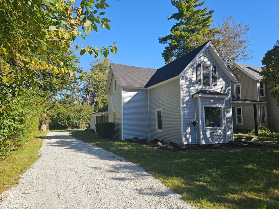 404 W Elm Street, Gaston, IN 47342, photo 1 of 35
