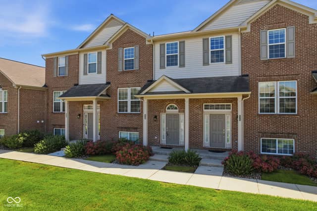 8348 Codesa Way, Indianapolis, IN 46278, photo 4 of 32
