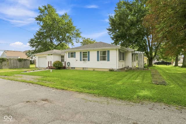 11003 Hoagland Road, Hoagland, IN 46745, photo 2 of 33