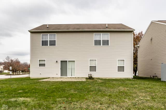 12435 Schoolhouse Road, Fishers, IN 46037, photo 3 of 46