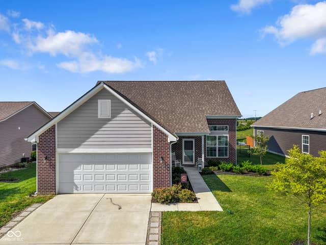 2422 Montezuma Express Drive, Greenfield, IN 46140, photo 2 of 48