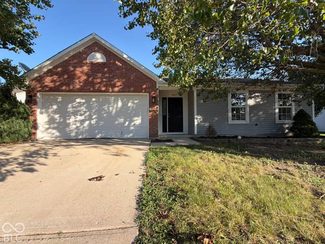 8051 Painted Pony Drive, Indianapolis, IN 46217, photo 2 of 19