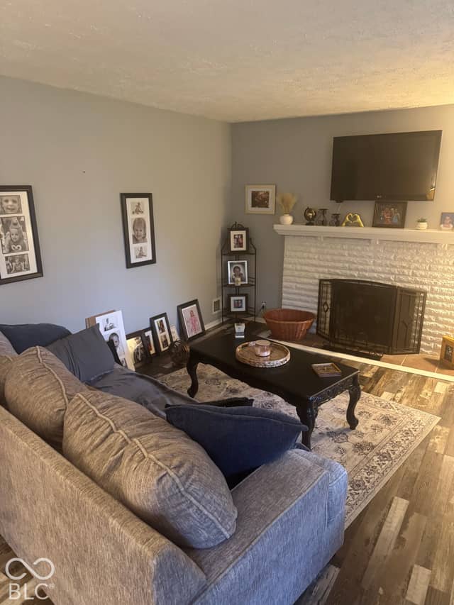 3447 Lindbergh Drive, Indianapolis, IN 46237, photo 3 of 23