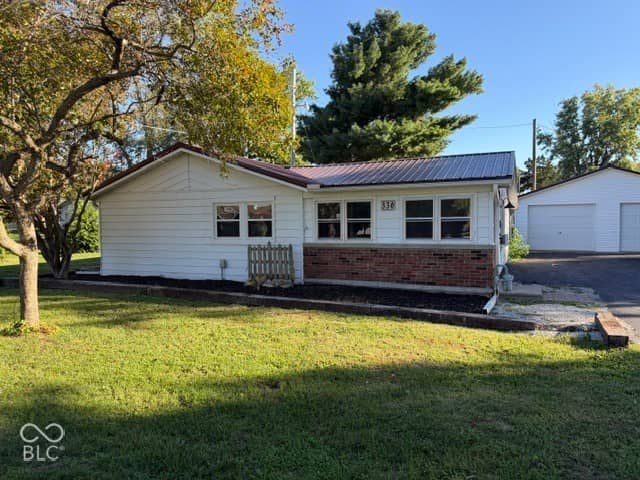 336 E Wilkison, Montezuma, IN 47862, photo 2 of 27