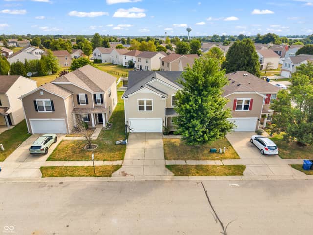952 Balto Drive, Shelbyville, IN 46176, photo 2 of 43