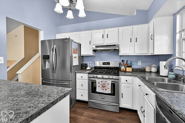 8002 Cardinal Cove W, Indianapolis, IN 46256, photo 4 of 61