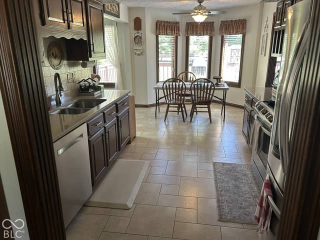 575 Keeler Drive, Avon, IN 46123, photo 4 of 31
