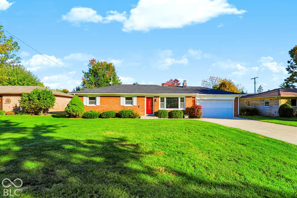 1030 Maple Street, Greenwood, IN 46142, photo 1 of 39