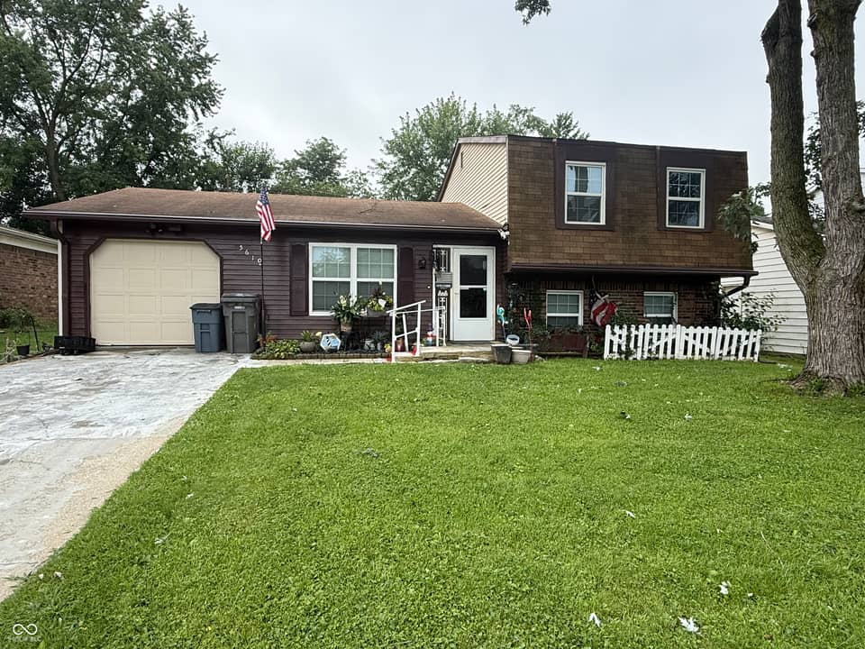 5619 Somers Drive, Indianapolis