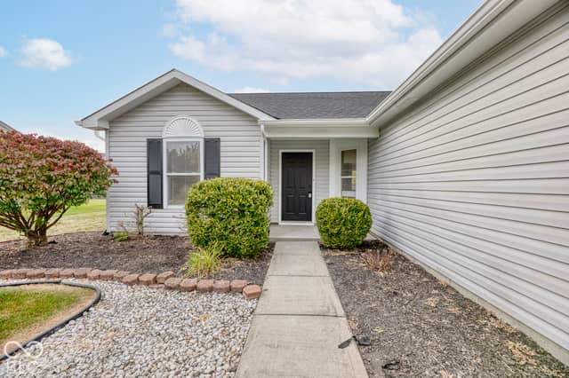 19497 Pathway Pointe, Noblesville, IN 46062, photo 2 of 36