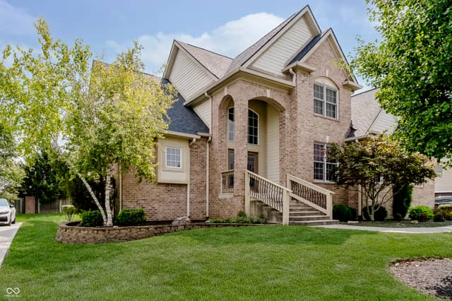9698 Soaring Eagle Lane, Fishers, IN 46055, photo 4 of 54