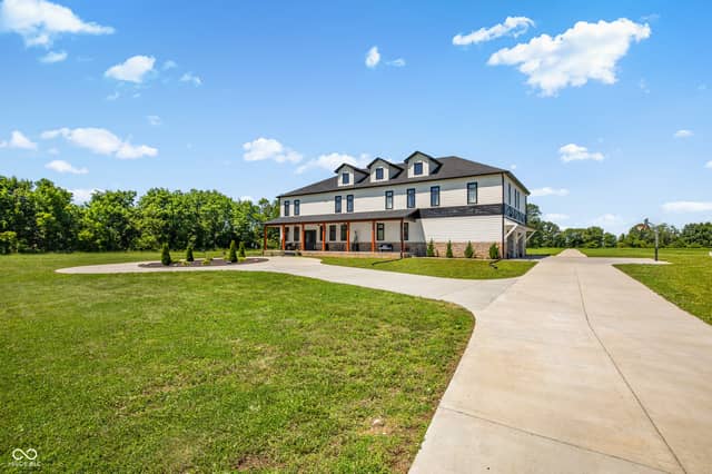 6305 Sunshine Meadows Lane, Brownsburg, IN 46112, photo 3 of 57