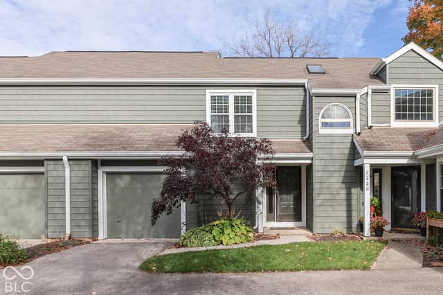 7218 Harbour Isle, Indianapolis