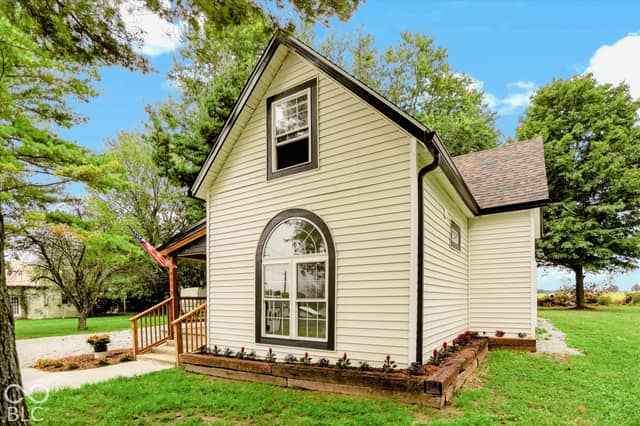 439 E County Road 800 N, Greensburg, IN 47240, photo 4 of 48