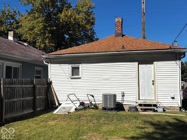 1917 W 10th Street, Indianapolis, IN 46222, photo 3 of 5