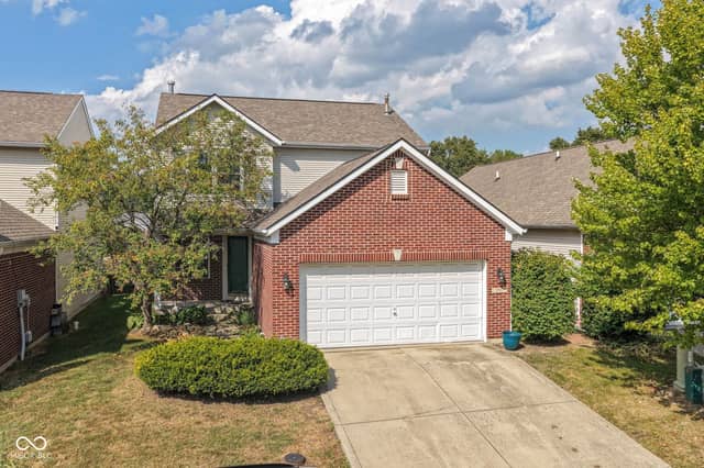 8102 Buford Street, Indianapolis, IN 46216, photo 2 of 40