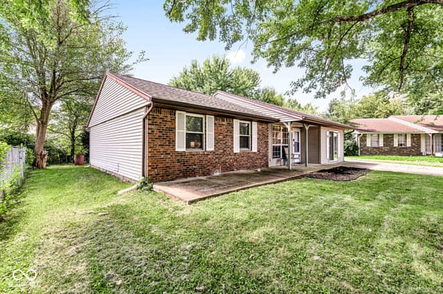 10531 Mohave Court, Indianapolis, IN 46235, photo 5 of 36