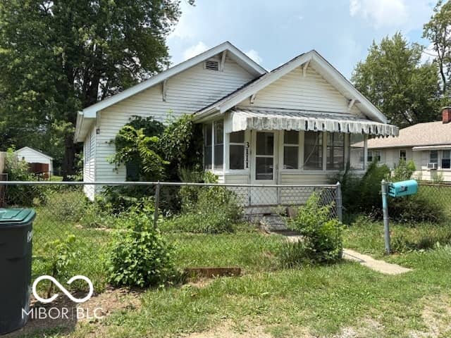3111 S Pershing Drive, Muncie
