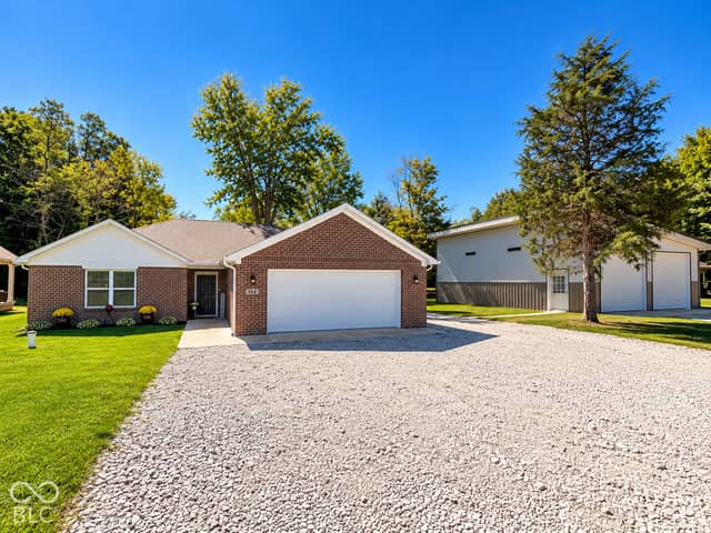 554 Mill Springs, Coatesville, IN 46121, photo 4 of 30