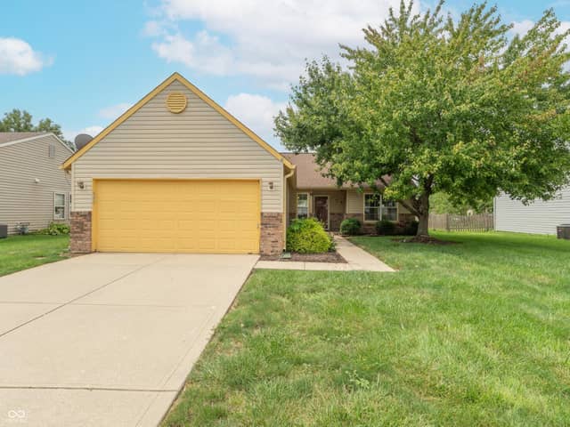 2254 Canvasback, Indianapolis, IN 46234, photo 2 of 13
